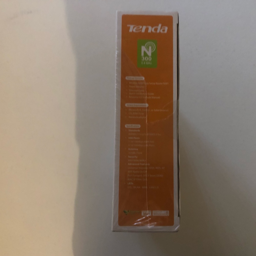 Tenda Wireless N300 Easy Setup Router - Picture 8 of 8